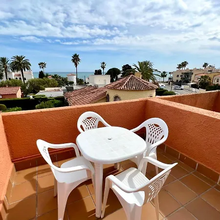 House With Terrace And Sea Views Holiday home
